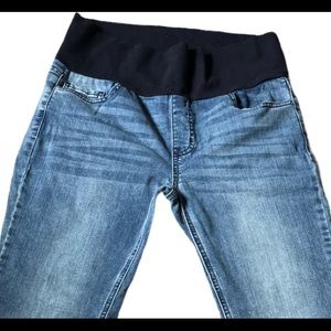 M Rena Maternity Jeans Size Large Style # B4535